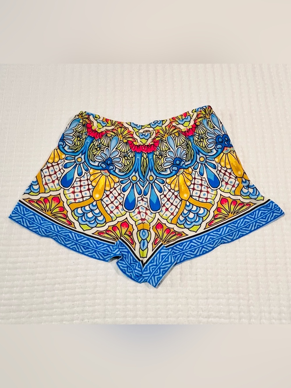 Vibrant Blue Floral Print Women’s Shorts Boho Size Large